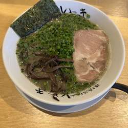 ねぎラーメン　バリカタ　替玉