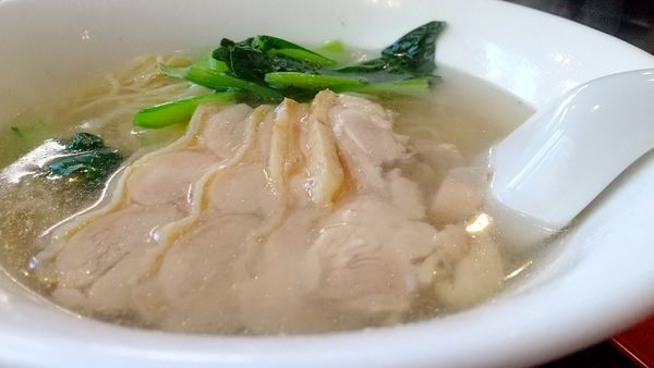 「#鶏肉そば #半チャーハン #880円」@中国料理 東海飯店の写真