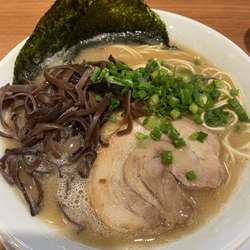 ラーメン＋キクラゲ＋替え玉