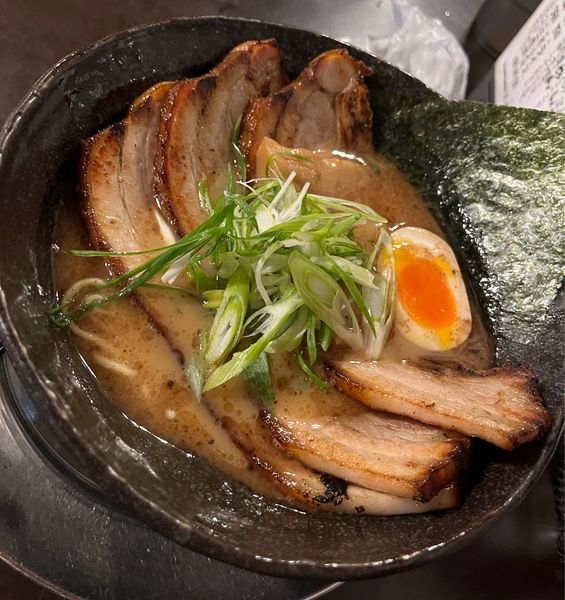 「かさね醤油チャーシュー」@いっとうやの写真