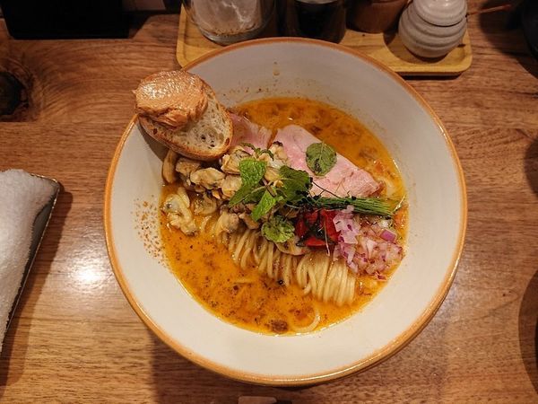 「【限定】ボストンスタイルクラムチャウダーらーめん、など」@海老丸らーめんの写真