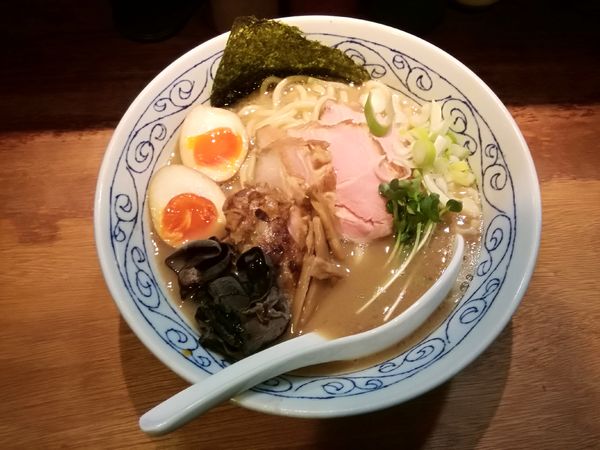 「特製らーめん(1050円)」@麺座ぎんの写真