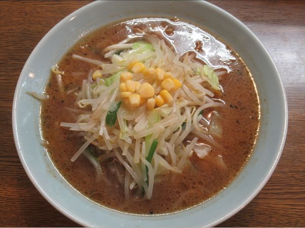 「みそラーメン(715円)」@ジャンボ餃子 天神の写真