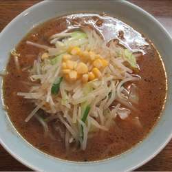 みそラーメン（715円）