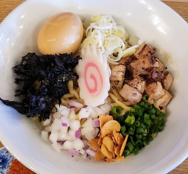 「にんにく油そば ￥850」@麺's キッチン RIRIの写真