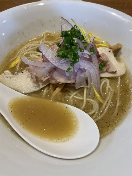 「鳥と水　濃厚」@蜂と蝶の写真