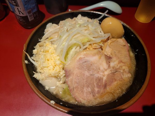 「ラーメン、味玉」@ラーメン二郎 荻窪店の写真