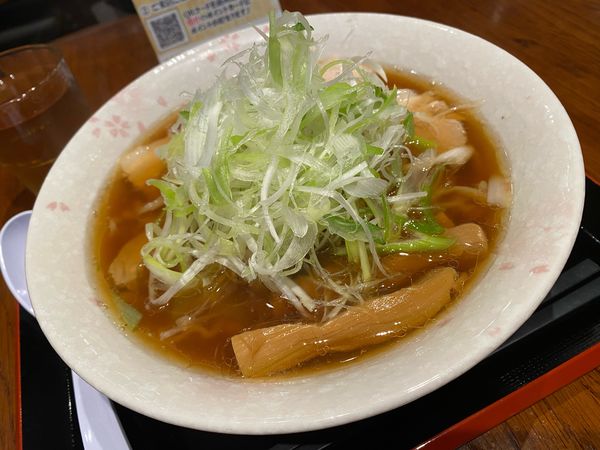 「葱中華そば🍜🥢」@麺とおばんざいとお酒のお店 佳什の写真