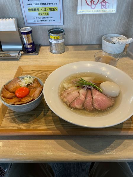 「塩ラーメン」@宍道湖しじみ中華蕎麦 琥珀 東京本店の写真