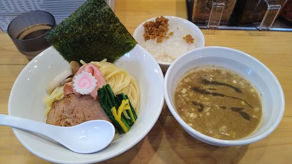 「濃厚煮干つけ麺¥1000+半ライス無料」@蕾 分家の写真