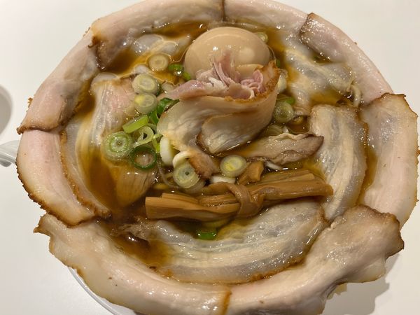 「あっさりバラ煮干そば＋味玉」@中華そば ひらこ屋 東京ラーメンストリート店の写真