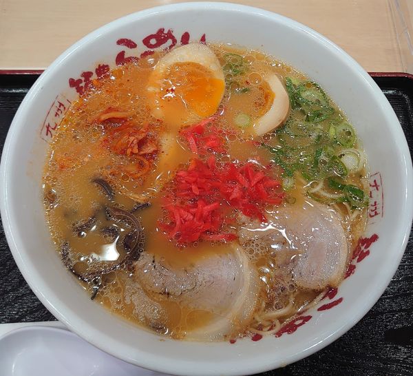 「キムチラーメン+煮玉子(1020円)」@筑豊ラーメン 山小屋 デオシティ新座店の写真