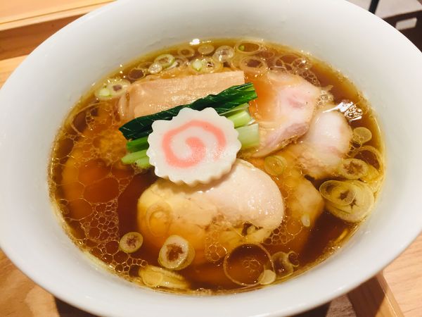 「【中華そば深緑】黒出汁 鶏1 豚2【1500円】」@ラーメンWalkerキッチンの写真
