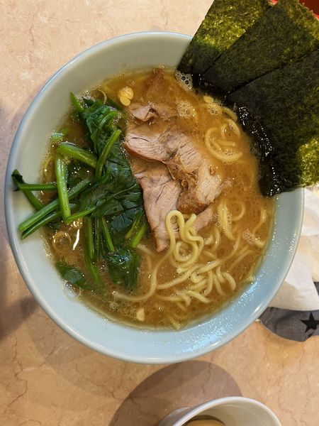 「並盛りラーメン710円」@横浜家系ラーメン 黄金家の写真