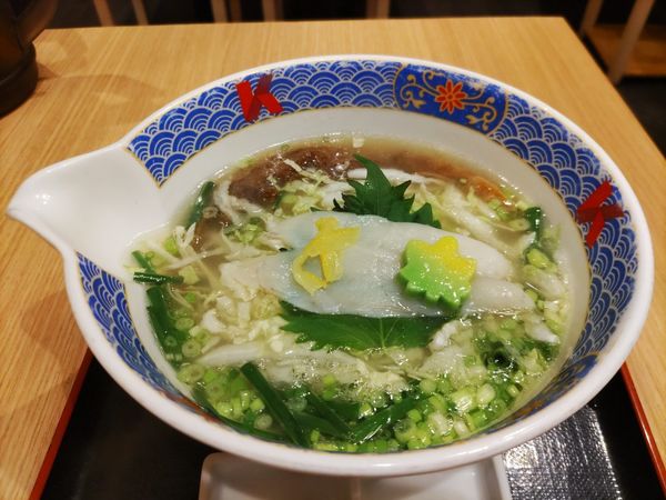 「ふぐだし潮らーめん」@ふぐだし潮 八代目けいすけ 東急プラザ銀座店の写真