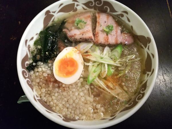 「【限定】鮮魚出汁の神宝塩ソバ。　900円」@煮干結社 弘前店の写真