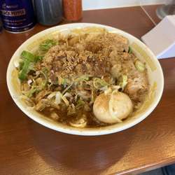 ラーメン大