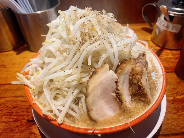 「ミニラーメン野菜マシマシ」@らーめん バリ男 新橋本店の写真
