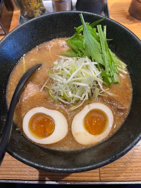 「豚骨魚介特製らぁめん」@RAMEN TOMIRAIの写真