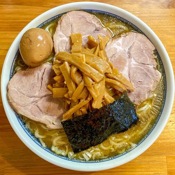 「新塩ラーメン味玉 ¥1,100 メンマチャーシュー（小）¥400」@自家製中華そば としおかの写真