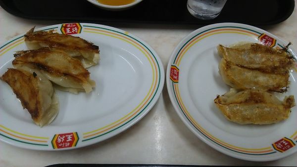 「J餃子＋Jにんにくゼロ生姜餃子＋豚カルビチャーハン」@餃子の王将 アリオ西新井店の写真