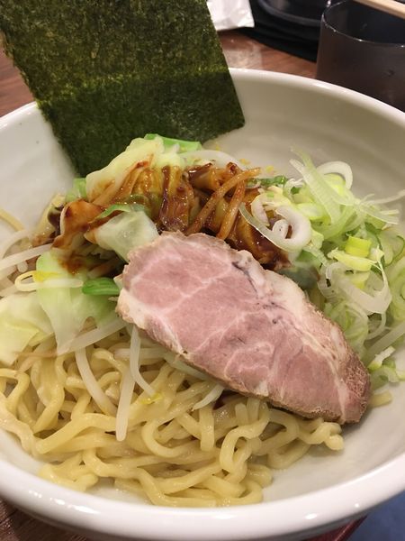 「赤味噌油そば　中盛り」@油そば 弐七家の写真