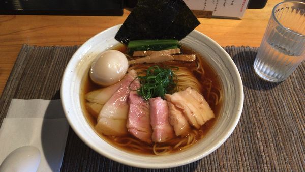 「特製醤油らぁ麺1300円中盛90円」@麺屋 さくら井の写真