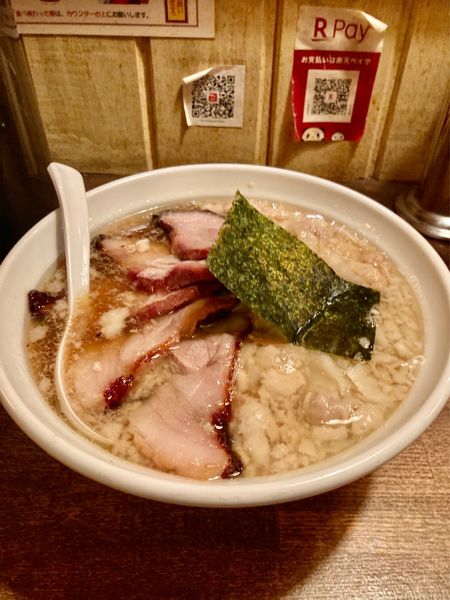 「【限定】チャーシューワンタン背脂ニンニクラーメン」@荏原町しなてつの写真