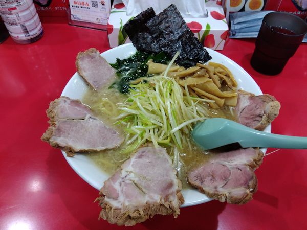 「ネギメンマチャーシューメン大盛り」@ラーメン かいざん 新小岩店の写真