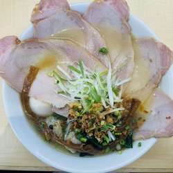 地鶏白湯特製しおラーメン(全部のせ)1450円