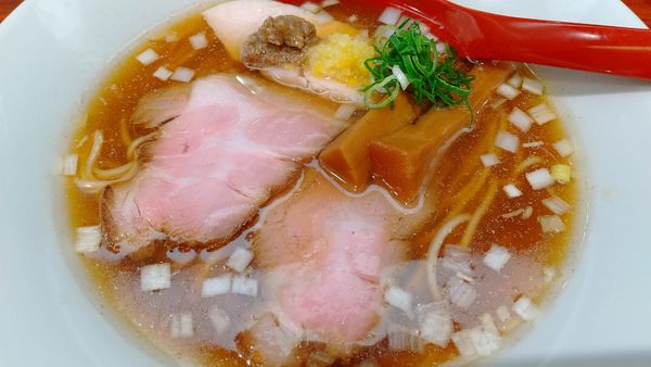 「醤油そば(¥900)」@三馬路 東京店の写真