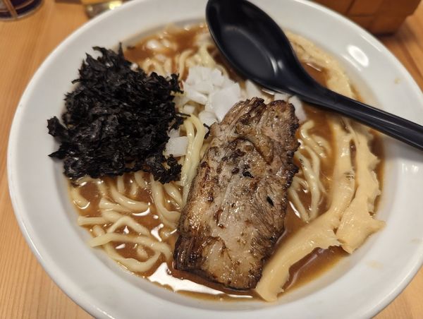 「鳥豚骨SOBA」@ド豚骨 貫の写真