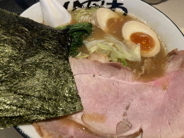 「ひなわラーメン」@地鶏豚骨らーめん ひなわの写真