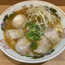 中華そば(750円)+味玉(150円)