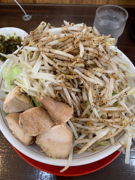 「ゴリラー麺BLACK 野菜鬼増し」@ラッキー食堂まとや 千曲店の写真