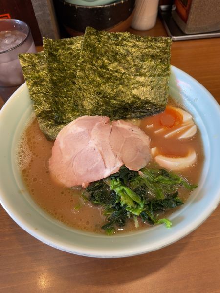 「ラーメン」@横浜家系らーめん 五十三家の写真