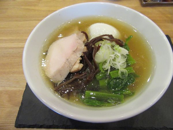 「限定　特製中華そば塩（１０００円）＋和え玉２５０円」@Noodles Labo 香蕎庵の写真