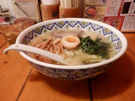「塩ラーメン」@中国ラーメン 揚州商人 東池袋店の写真
