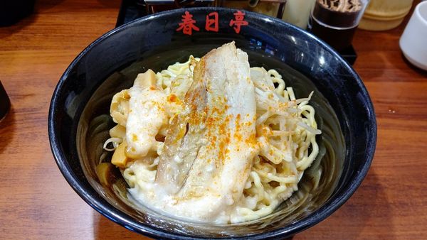 「鳥豚油そば」@油そば専門店 春日亭 池袋本店の写真