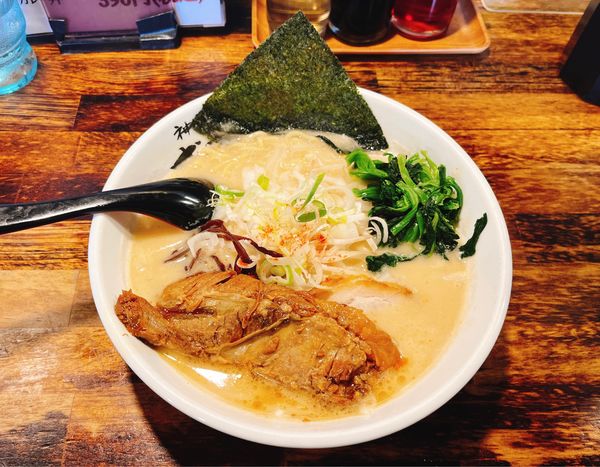 「とんこつ醤油なんこつチャーシュー」@らーめん神月の写真