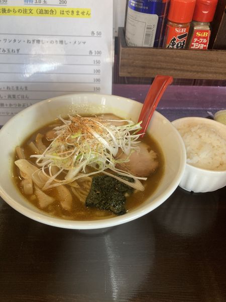 「限定　カレーラーメン　小ライス」@中華そば いっけんめ 茨大店の写真