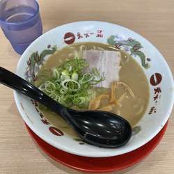 ラーメン並890円　こってり