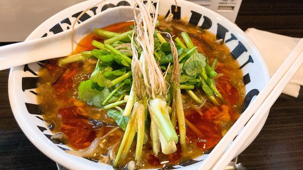 「仙台芹酸辣湯麺」@我流酸辣湯麺 拉麺勇気の写真