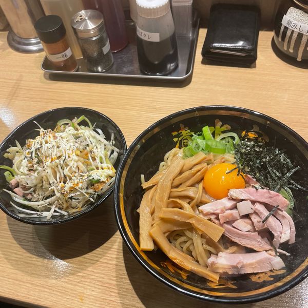 「煮干し油そば　ネギチャーシュー丼」@油そば専門 清水家 向ヶ丘遊園店の写真