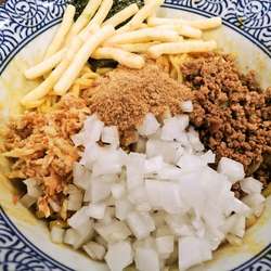 旅のインドまぜそば（820円）