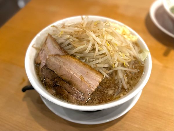 「ラーメン(大)」@麺ゃ花ょの写真
