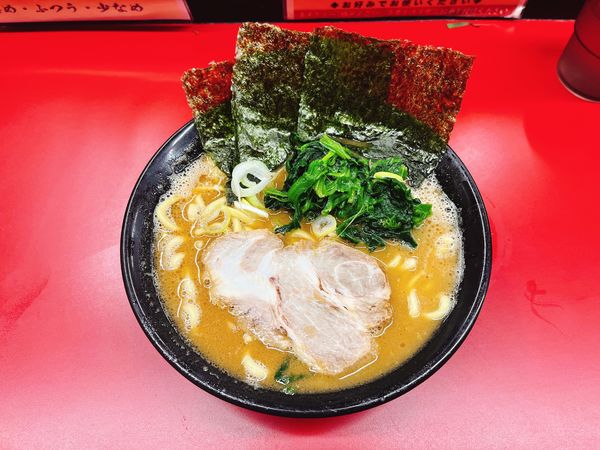 「ラーメン 固め濃いめ少なめ」@藤澤家の写真