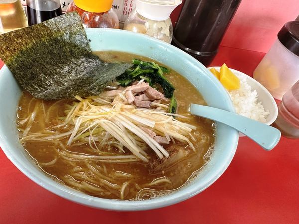 「ネギ味噌ラーメン＋半ライス」@ラーメンショップ 結城本店の写真