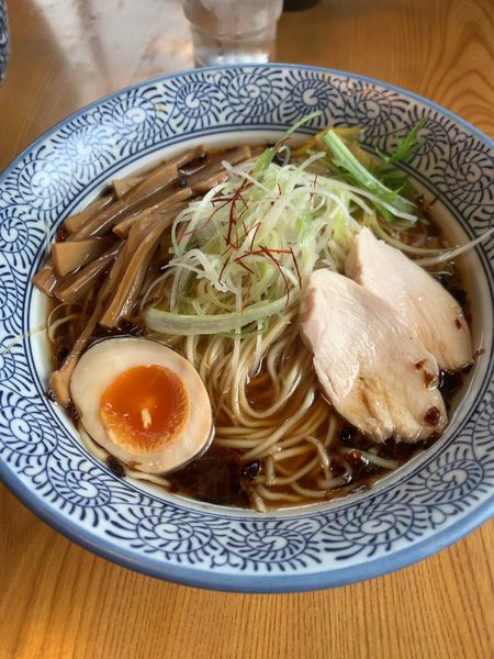 「淡麗醤油そば(800円)」@麺処 かつ善の写真