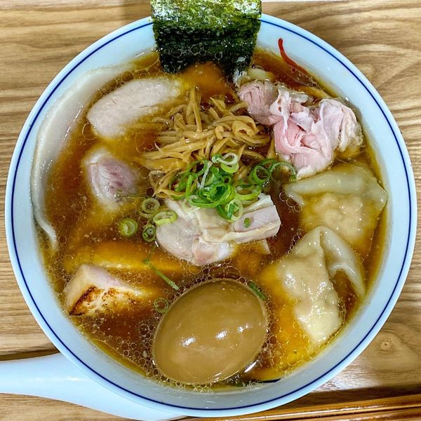 「特製醤油らーめん ¥1,400」@らーめん亭 ひなり竜王の写真